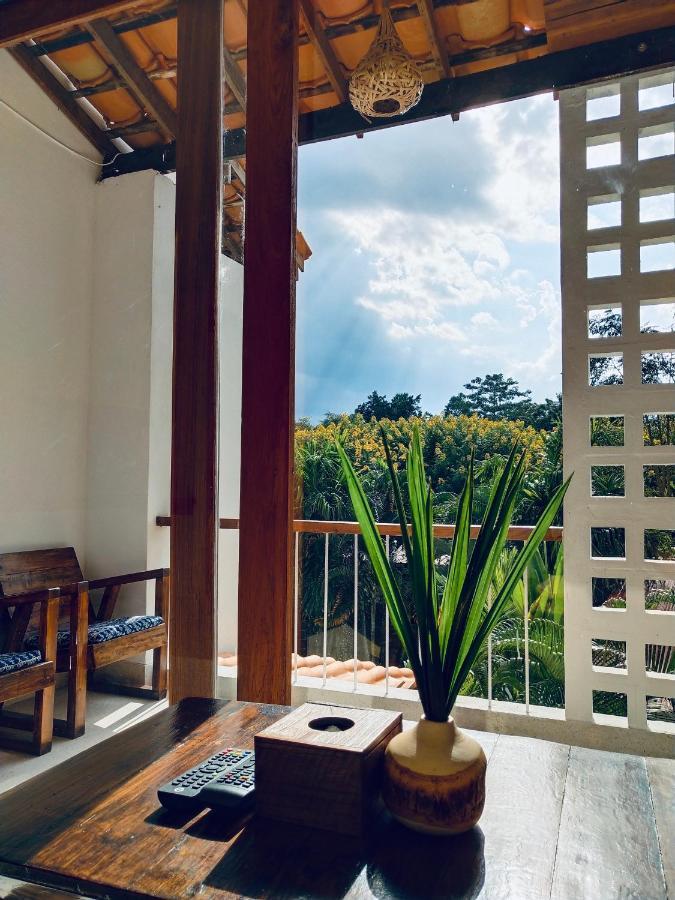 Canary Guesthouse Пай Екстериор снимка