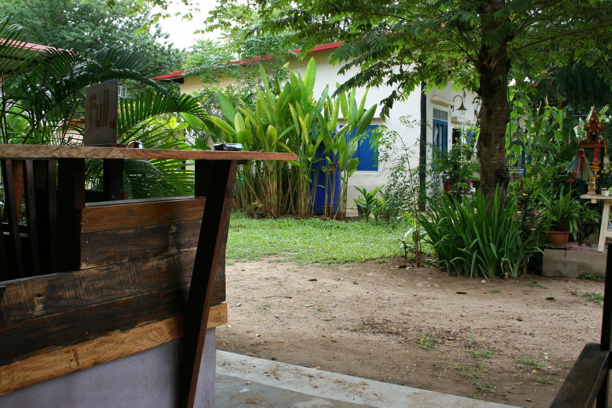 Canary Guesthouse Пай Екстериор снимка